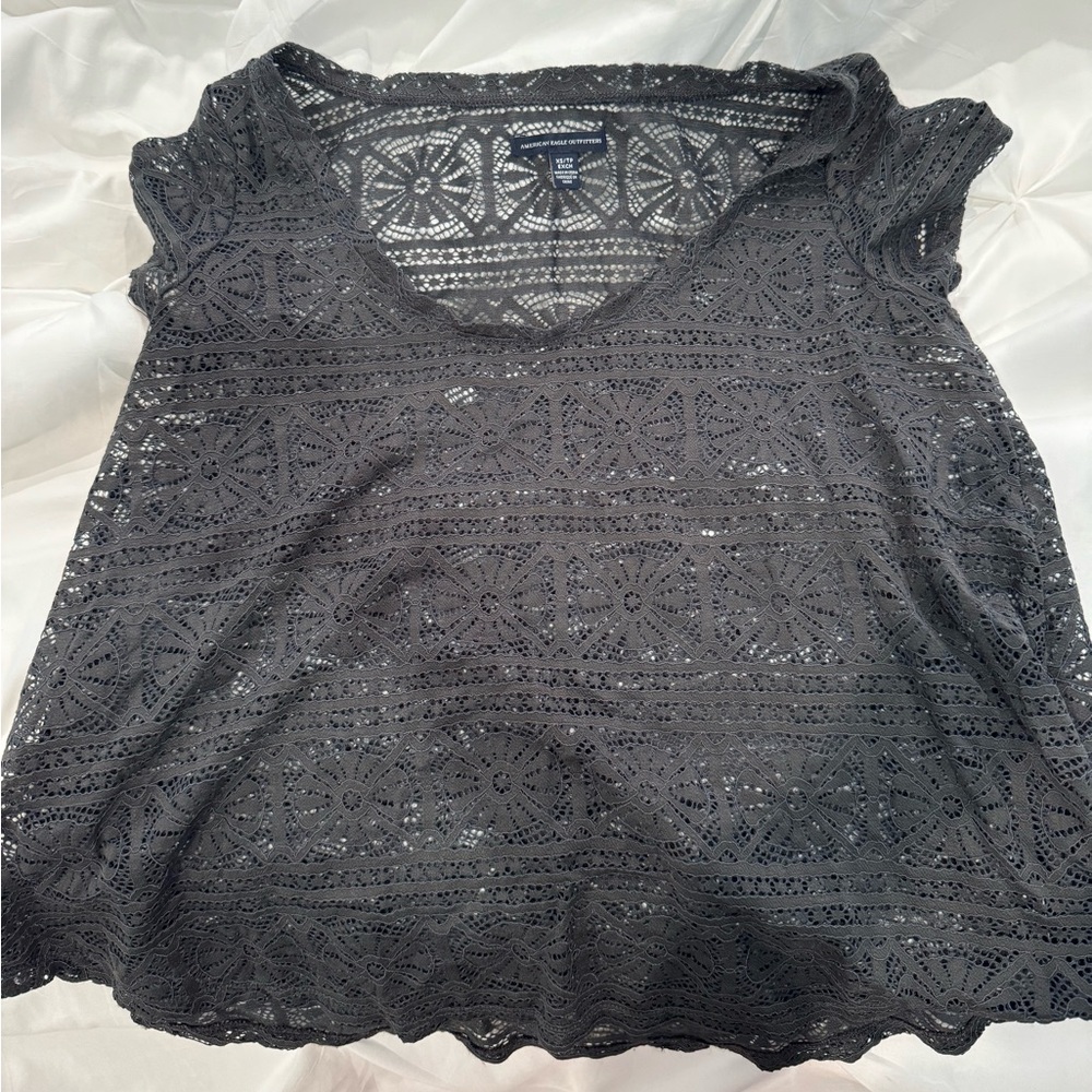 American Eagle Grey lace babydoll shirt